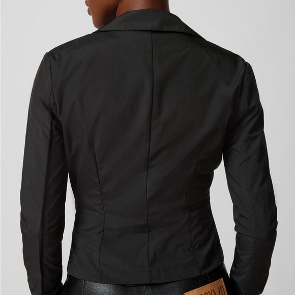 Lioness Top - Picture 2 of 3